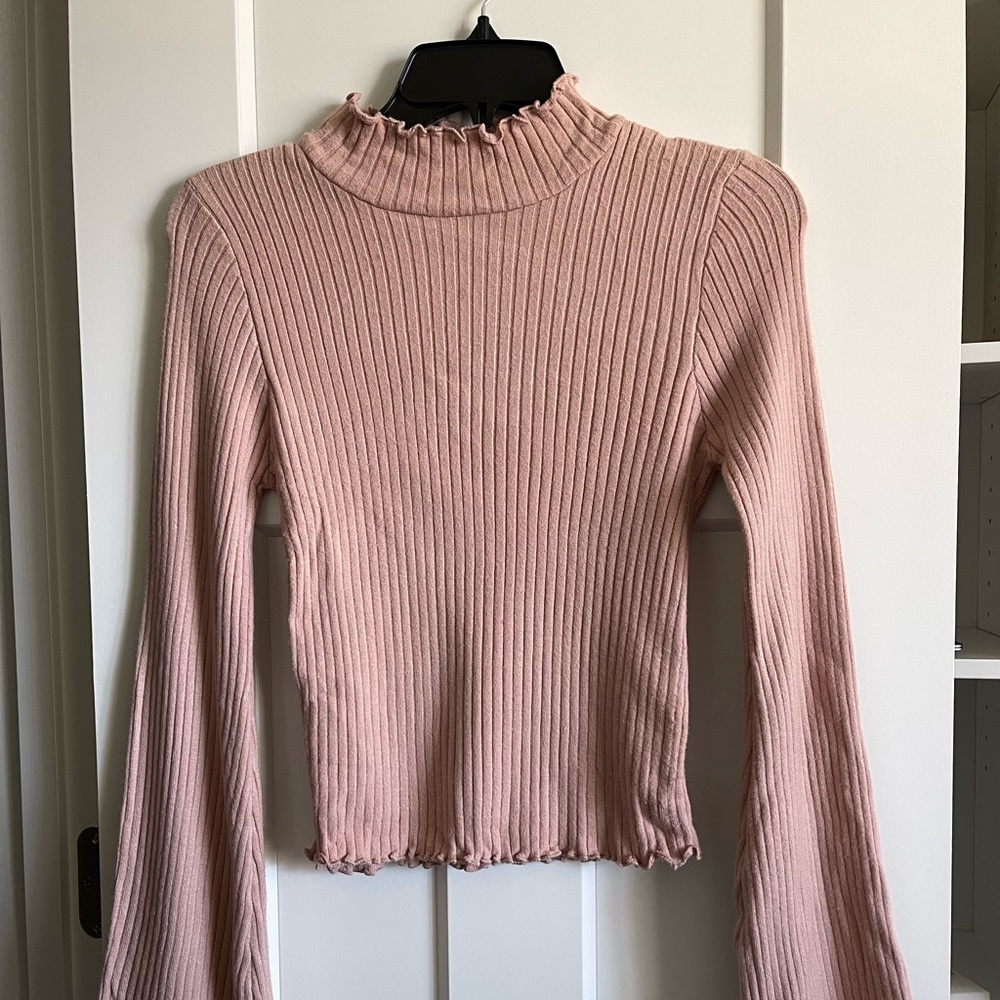 forever 21 long sleeve pink turtle neck sweater